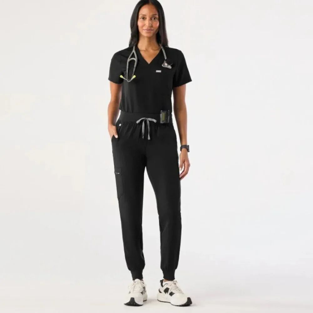 Like New! FIGS Zamora Jogger Scrub Pants™ Black in Size XS